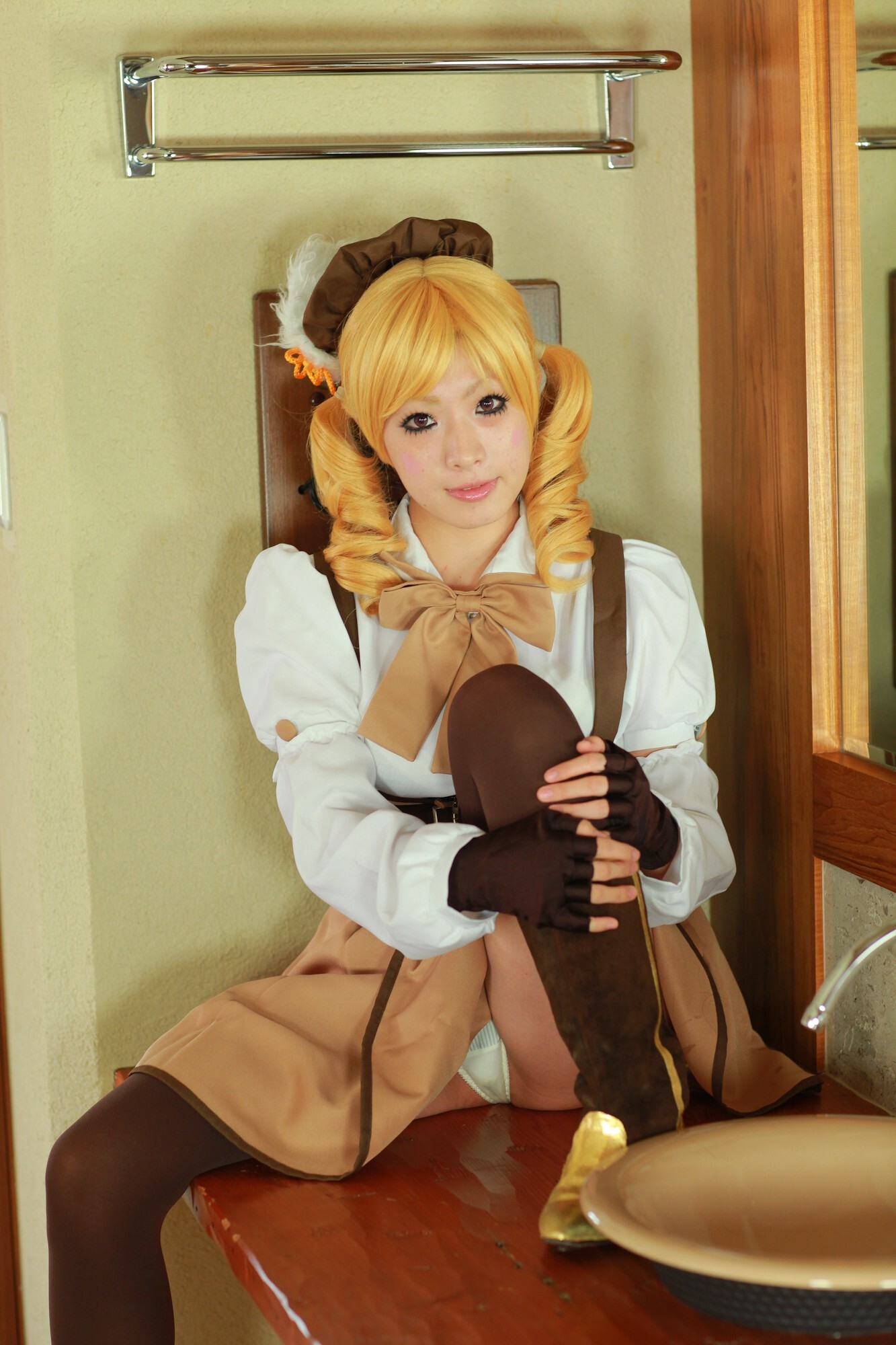 [Cosplay]  Mahou Shoujo Madoka Magika - New Mami Tomoe Hot Cosplay 1